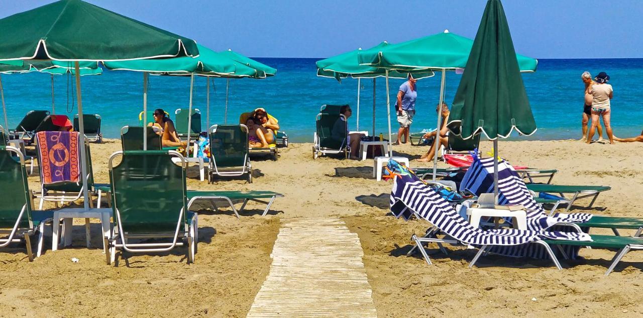 Petite Palace Resmo Dış mekan fotoğraf